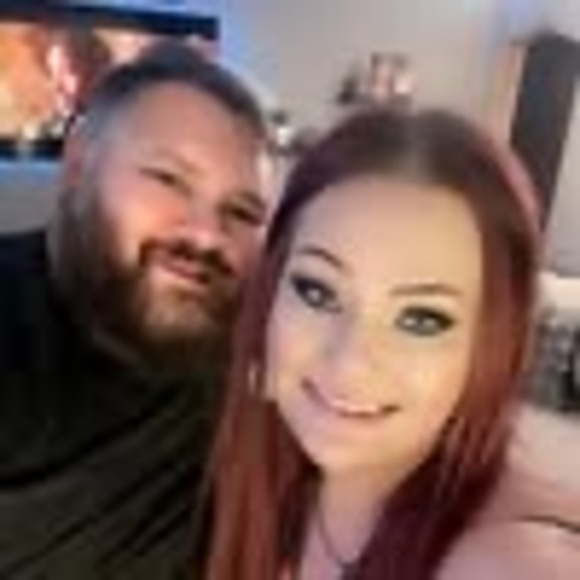 Profile Picture of Dan Cdebaca (@dancdebaca) on Poshmark