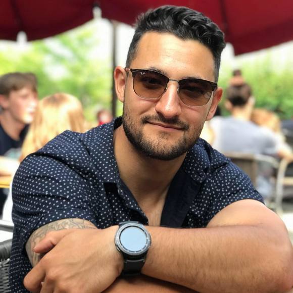 Profile Picture of Benjamin Daniel (@theuser99) on Poshmark