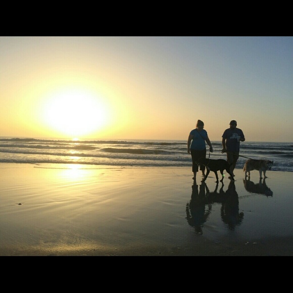 Profile Picture of Christina Popoli (@cpopoli) on Poshmark