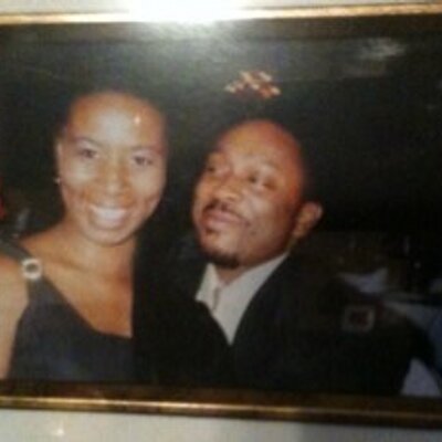 Profile Picture of Lara Nichols (@LDNich) on Twitter