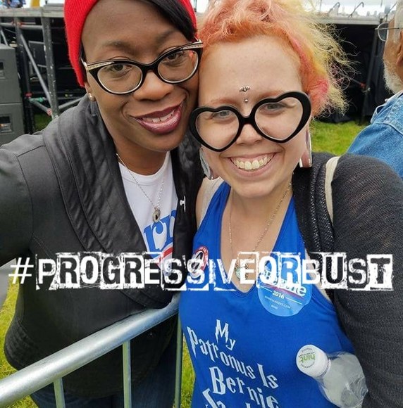 Profile Picture of Cassandra Inglesby (@treesdancealone) on Poshmark