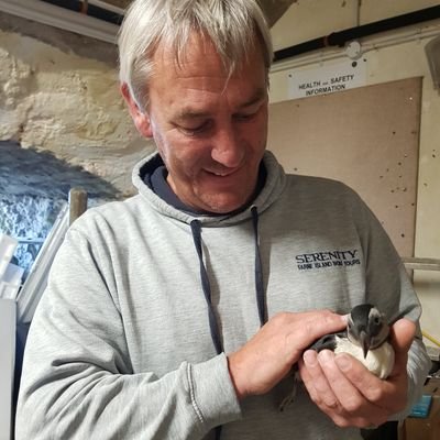 Profile Picture of Andrew Douglas (@thefarnes) on Twitter