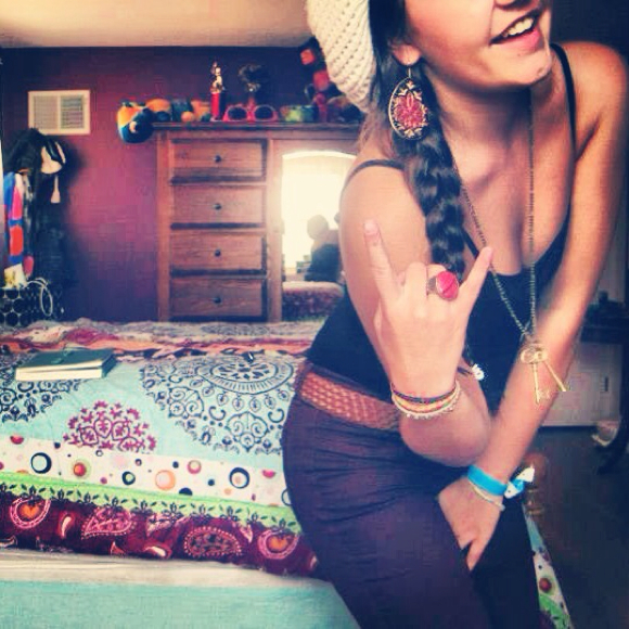 Profile Picture of Sabrina Mussare (@chicgirl13) on Poshmark