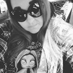 Profile Picture of Heather Hooks (@heathyzzz) on Instagram