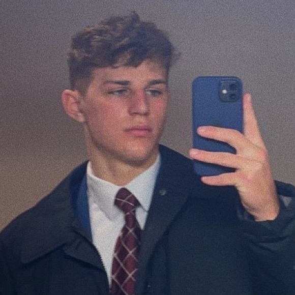 Profile Picture of Jonathan Morello (@jonathanmorello) on Poshmark