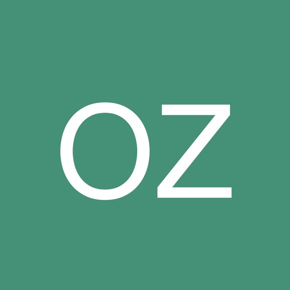 Profile Picture of Olivia Zarrillo (@olivianz) on Poshmark