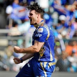 Profile Picture of Mitchell McClenaghan (@Mitch_Savage) on Twitter