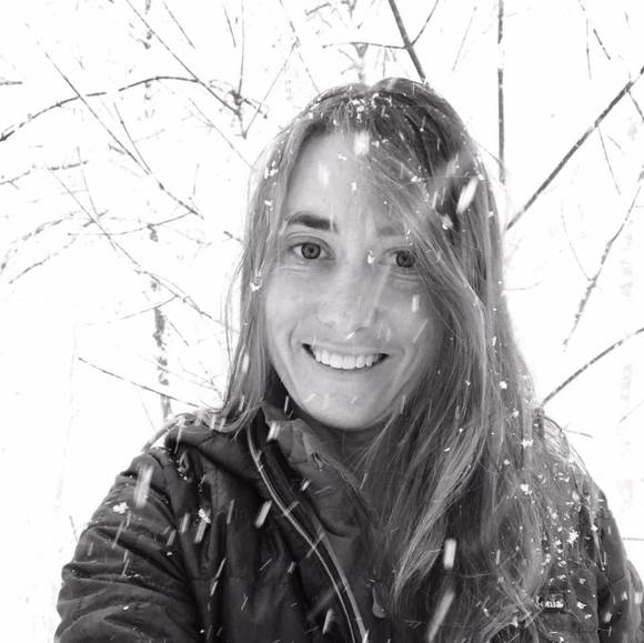 Profile Picture of Heather Zelonis (@hgz217) on Poshmark