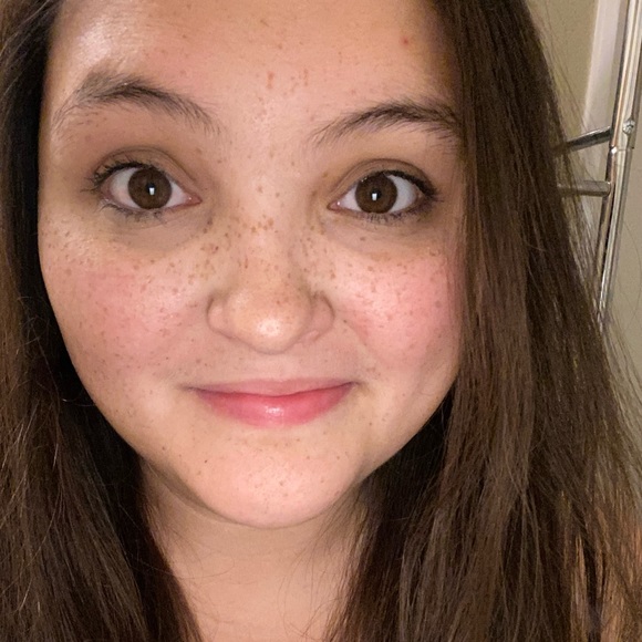 Profile Picture of Laramie Dowtin (@laramiel1995) on Poshmark