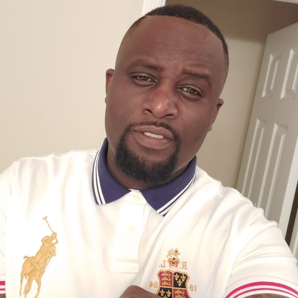 Profile Picture of Matthew Dunbar (@d_smuv_) on Poshmark