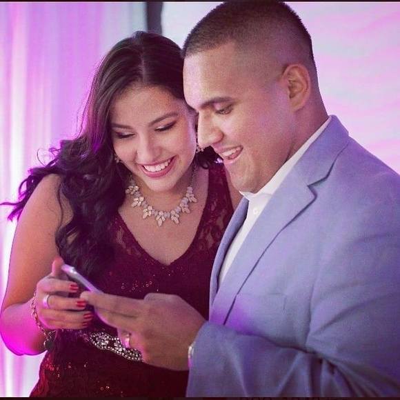 Profile Picture of Cristian Saenz (@cristiancucuta) on Poshmark