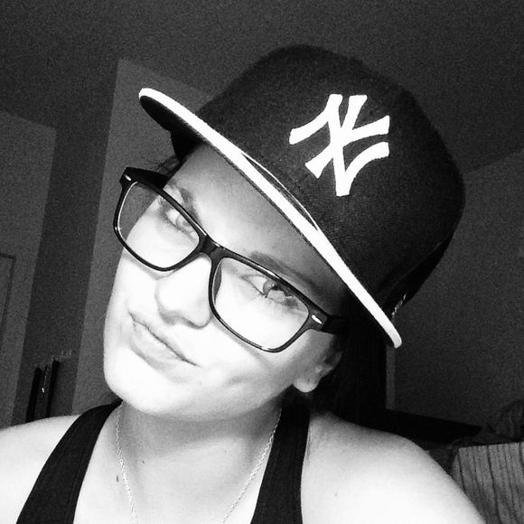 Profile Picture of Micah Weaver (@micah0205) on Poshmark