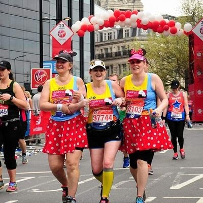 Profile Picture of Jo Graham (@jo_lou_graham) on Twitter