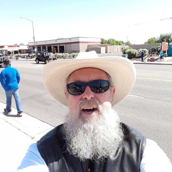 Profile Picture of Michael Coburn (@michael_coburn) on Poshmark