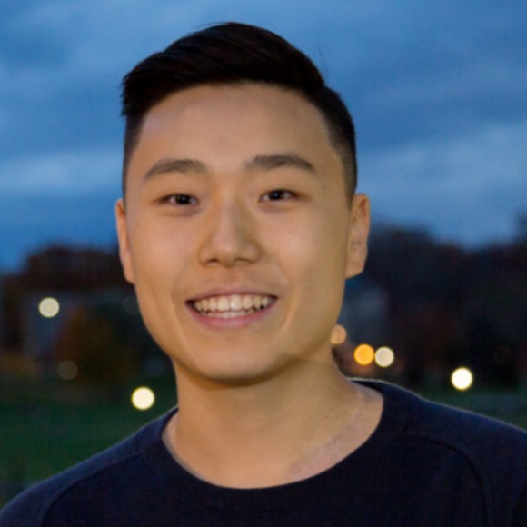 Profile Picture of Daniel Baek (@danielbaek5) on Poshmark