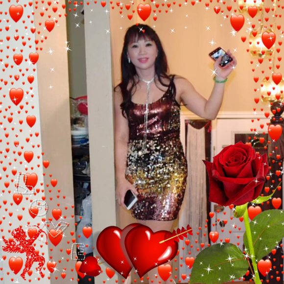Profile Picture of Linh Kieu (@linhlykieu) on Poshmark