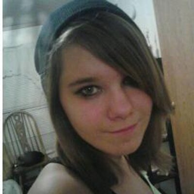 Profile Picture of Miranda Singleton (@kittykat1998hot) on Twitter