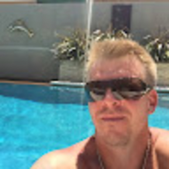 Profile Picture of Matthew O'shea (@ownhsv82) on Poshmark