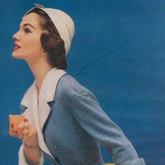 Profile Picture of Cinderella Cinderella (@cinderella664) on Poshmark