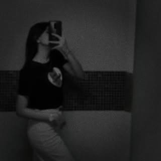 Profile Picture of 𝔯𝔞𝔧𝔫𝔦 (@shahrajni_) on Instagram