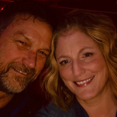 Profile Picture of Lori Breeden (@LoriJeanBree) on Twitter