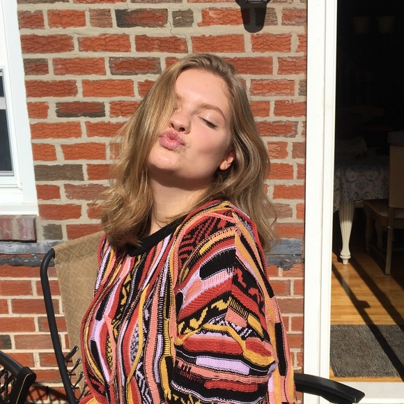 Profile Picture of Lacey Powers (@laceypowers21) on Poshmark