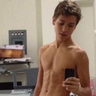 Profile Picture of Connor Carlos (@connorcarlos) on Instagram
