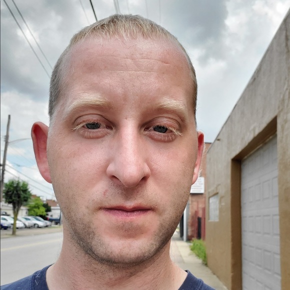 Profile Picture of Scott Bakalon (@scottbakalon) on Poshmark