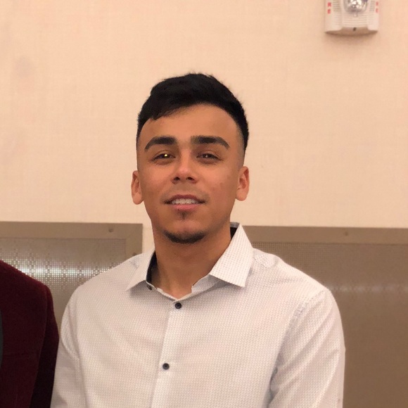 Profile Picture of Roberto Hurtado (@rh0310) on Poshmark