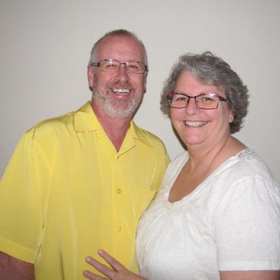 Profile Picture of Joel&Mary Heimbecker (@poppynain) on Twitter