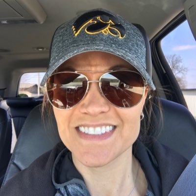 Profile Picture of Keri Christensen (@kc_runner_girl) on Twitter