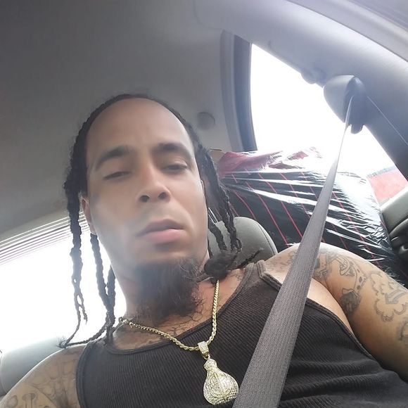 Profile Picture of Sheldon Anderson (@sheldonlta18) on Poshmark