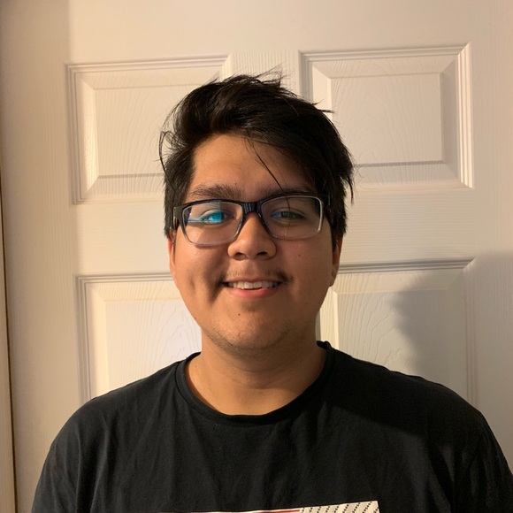 Profile Picture of Nicolas Saenz (@nfsaenz) on Poshmark