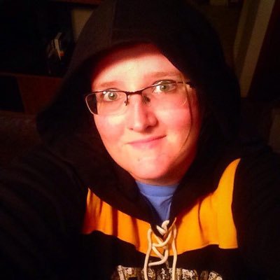 Profile Picture of Jennifer Meeks (@wvgirl24944) on Twitter