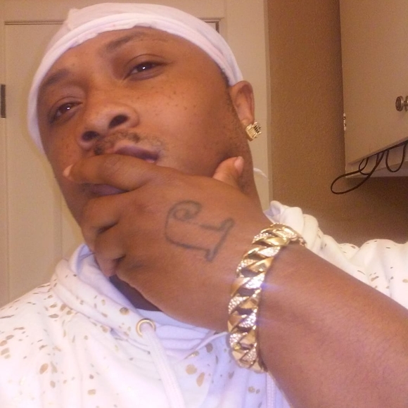 Profile Picture of C-jeezy Mccoy (@cjmccoy38ea) on Poshmark