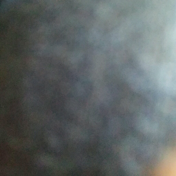 Profile Picture of Noelia Cuevas (@noelianieves30) on Poshmark