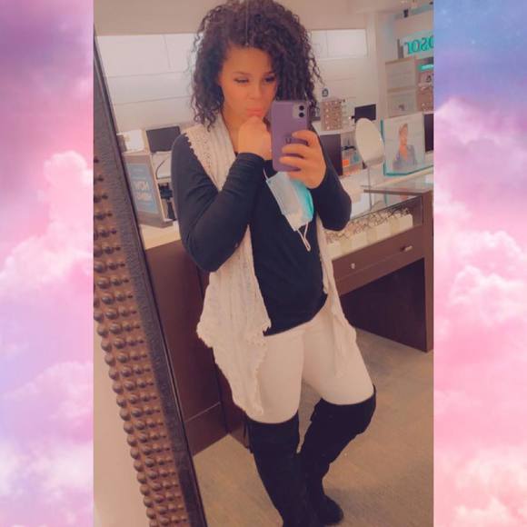 Profile Picture of Isaia Ashland (@iashland94) on Poshmark