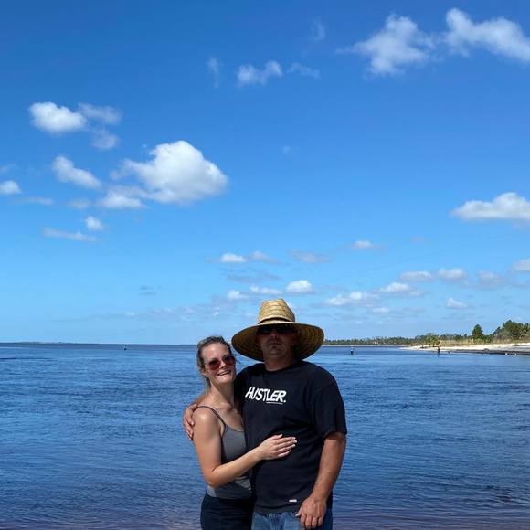 Profile Picture of Jenna Unsicker (@unsickerj) on Poshmark