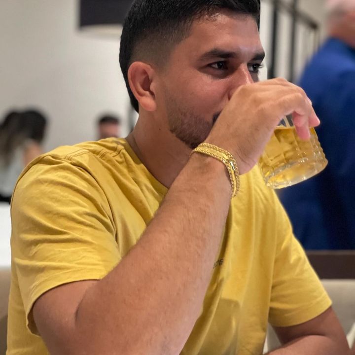 Profile Picture of raycarlosbarros0 (@raycarlosbarros0) on Tiktok