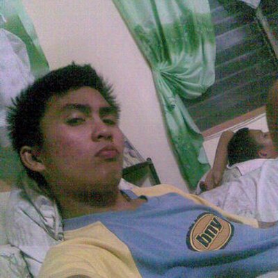 Profile Picture of John-John Badal (@Johhnjohnn) on Twitter