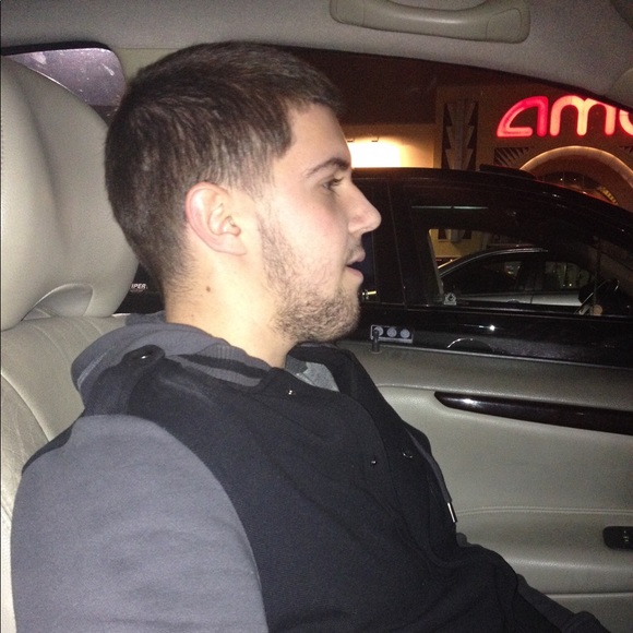 Profile Picture of Dominick Silva (@domsilva17) on Poshmark