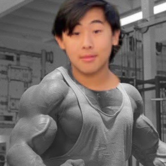 Profile Picture of Nicholas Wu (@wun235) on Poshmark