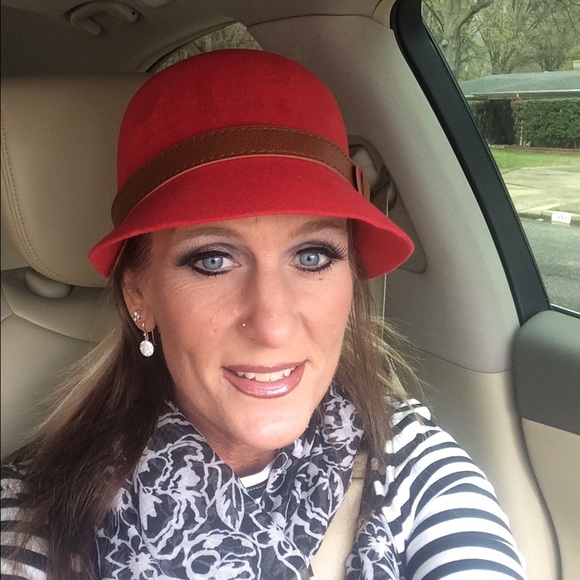 Profile Picture of Rebekah Hanski (@patriotprincess) on Poshmark