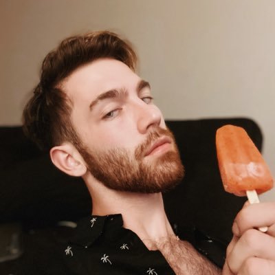 Profile Picture of Tom Nero (@extradextrathin) on Twitter