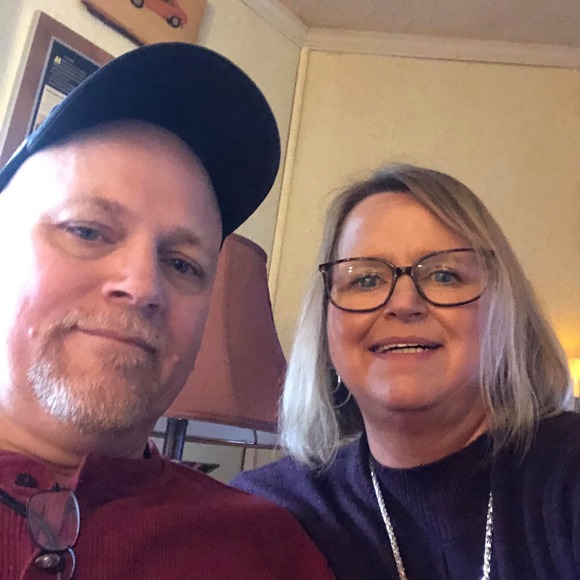 Profile Picture of Robin Childress (@gallowayrd) on Poshmark