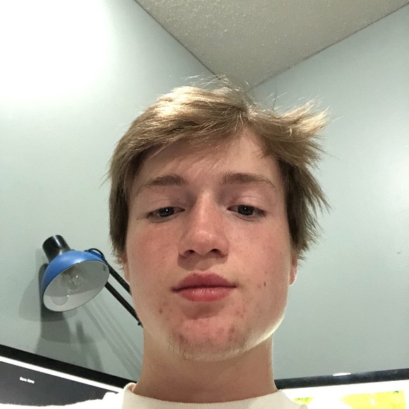 Profile Picture of Ben Witte (@benwitte) on Poshmark