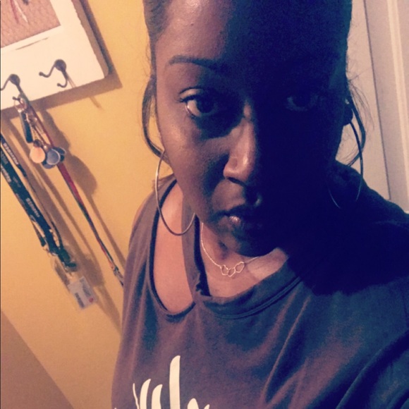 Profile Picture of Jodian Scotchman (@jodian1989) on Poshmark