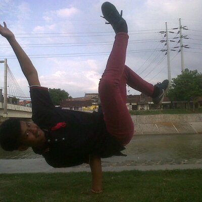 Profile Picture of Thomas Jourdan A (@Huruf_kata) on Twitter