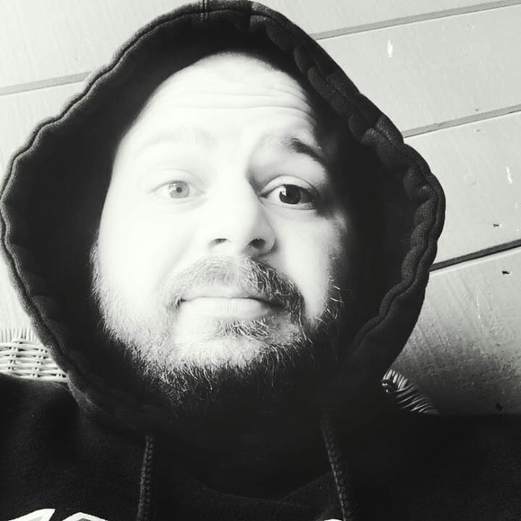 Profile Picture of Joe Wagley (@joewagley) on Poshmark