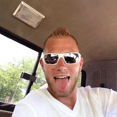 Profile Picture of Brad Reeder (@laker_fan7584) on Twitter